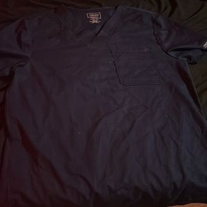 Men’s Cherokee scrubs/shirt